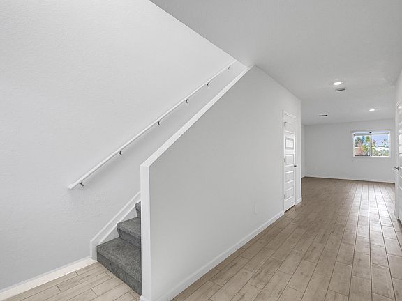 5th image of 14308 SW New Dawn Road