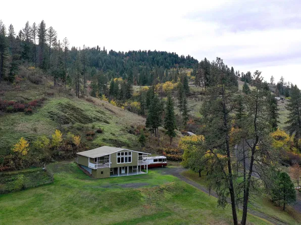 131 Skyline Loop Rd, Kooskia, ID 83539
