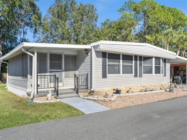 221 Pinewood Dr, Eustis, FL 32726