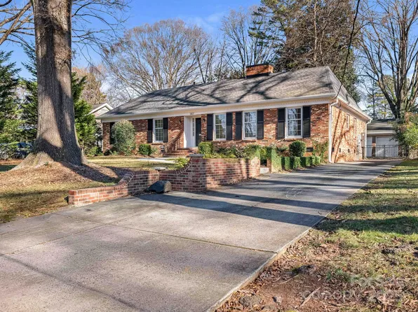 3801 Champaign St, Charlotte, NC 28210