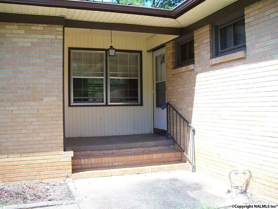 2nd image of 4614 Rutledge Dr NW