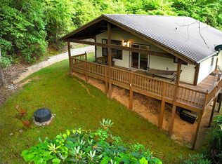 192 Haughton Hills Rd, Franklin, NC 28734
