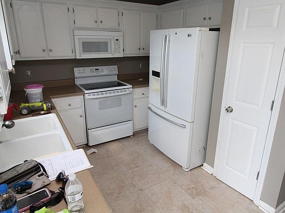 5th image of 1289 Meredith Way