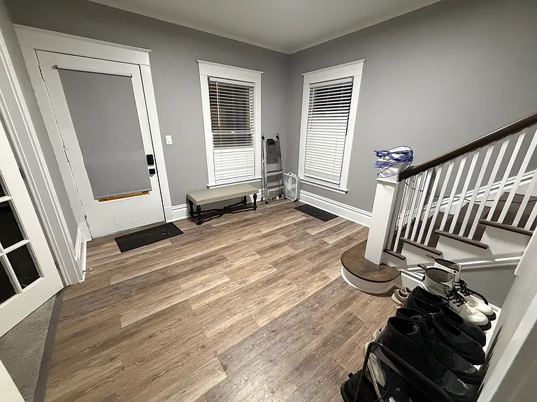 106 Colfax St NE — Photo 4