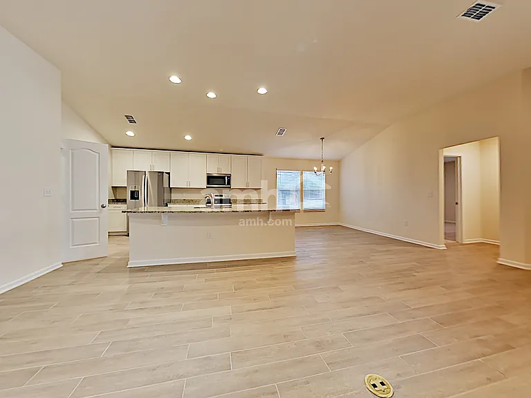 44 Hickory Ridge Rd — Photo 5