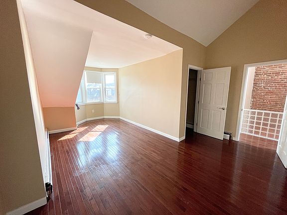 4th image of 670 Massachusetts Ave #5L