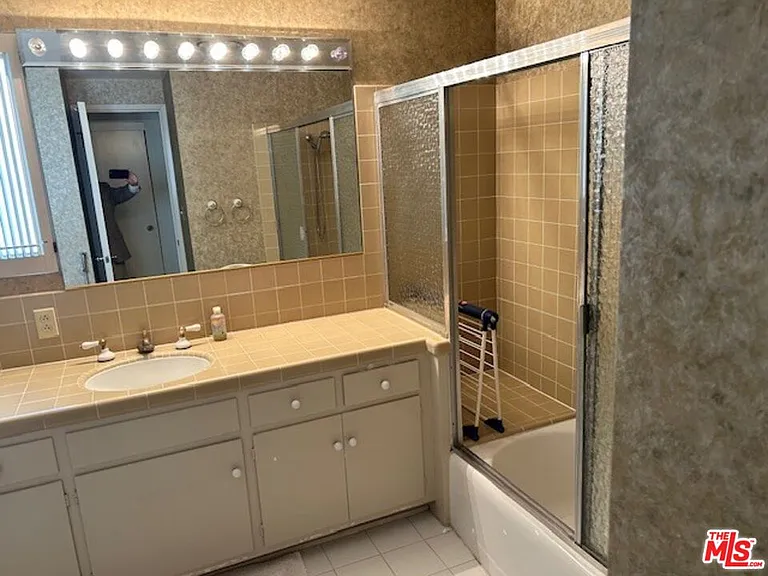 3908 Castlerock Rd — Photo 13