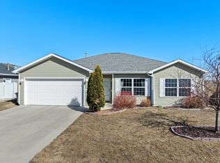 904 31st Ave NW, Minot, ND 58703