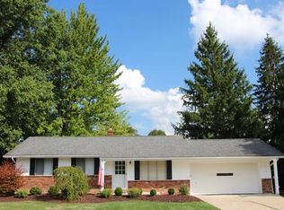 5835 Liberty Rd, Solon, OH 44139