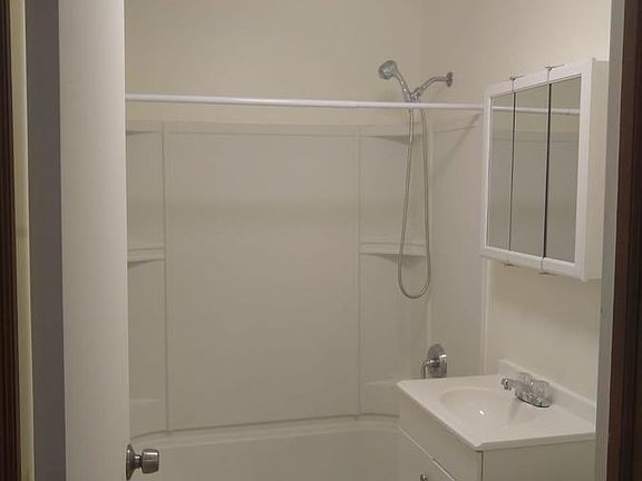 4th image of 233 Ellington Rd APT 205