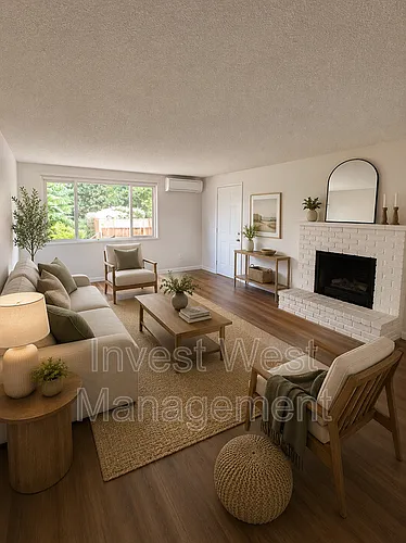 2920B Harney St Photo 1