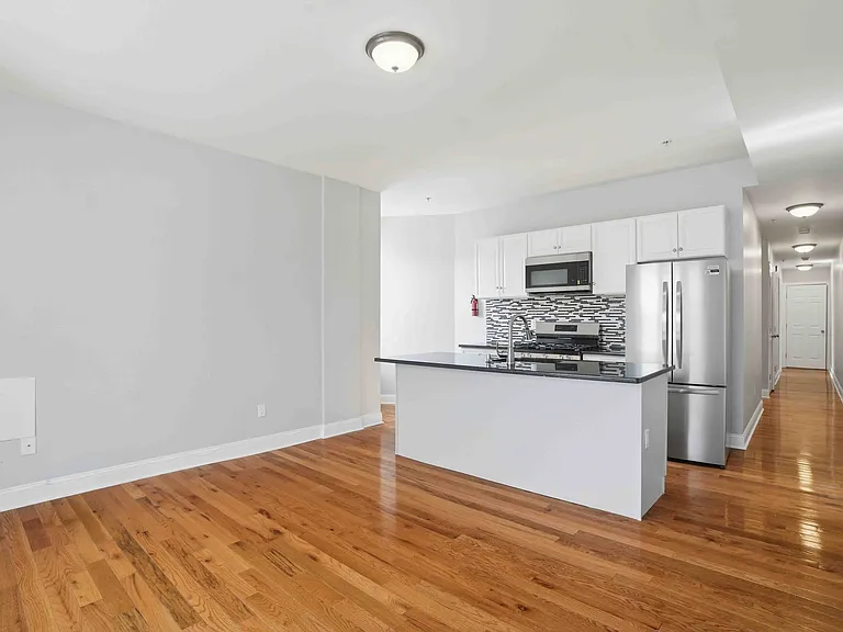 859 E Church Ln #3 — Photo 9