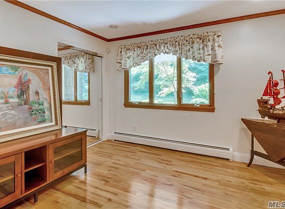 4th image of 6 Talburn Ln