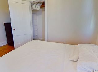 8 Eliot Ave UNIT 3-B, Chestnut Hill, MA 02467