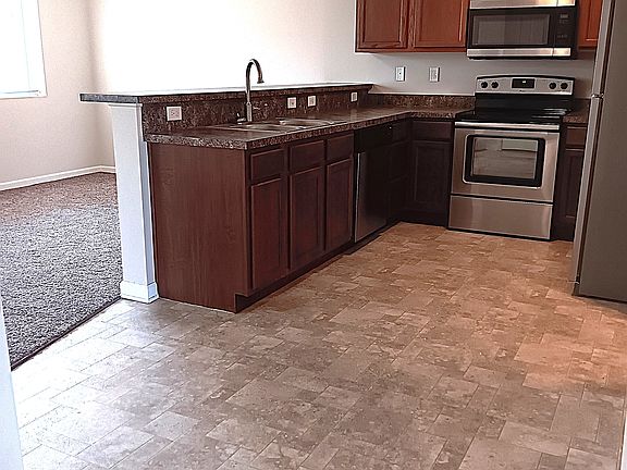 4th image of 2109 W Kostal Ct