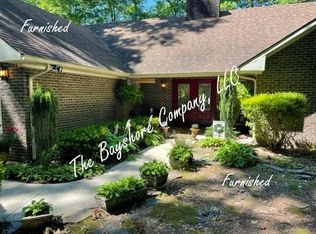 18 Hildreth Ln, Swannanoa, NC 28778