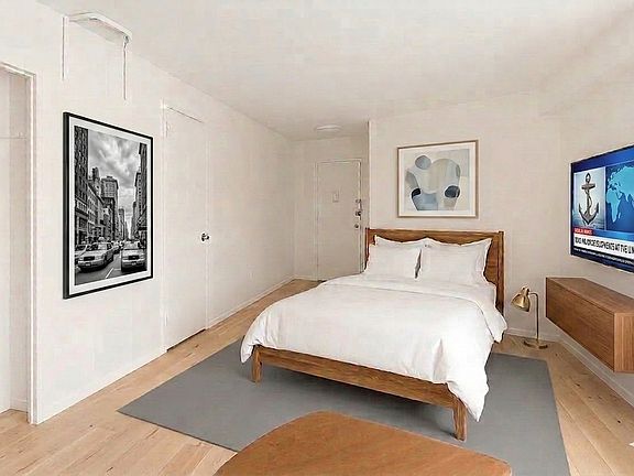 5th image of 220 E 24th St #8I**