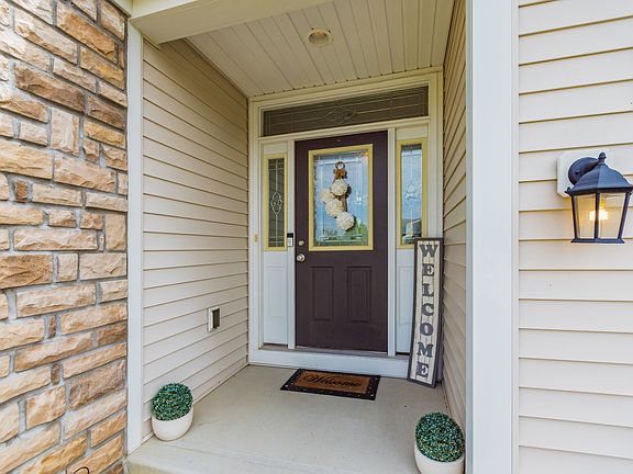 3rd image of 5266 Copper Creek Dr