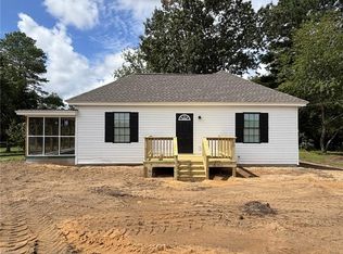 25558 New Market Rd, Courtland, VA 23837