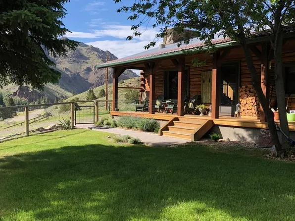 1874 Highway 93 S, Salmon, ID 83467