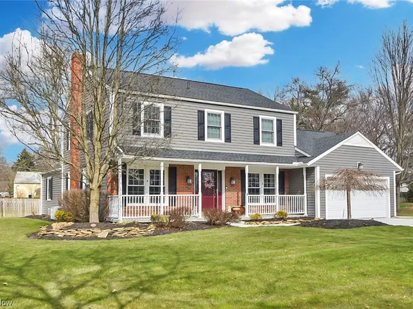 83 W Case Dr, Hudson, OH 44236