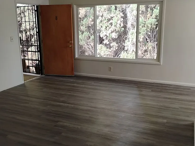 5311 Lexington Ave — Photo 1