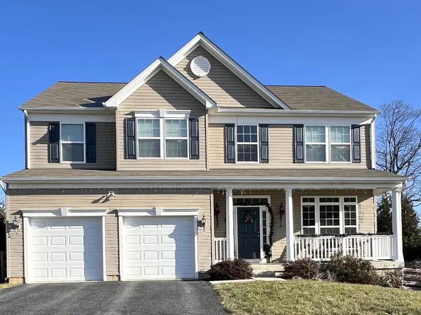 3076 Starlight Ct, Manchester, MD 21102