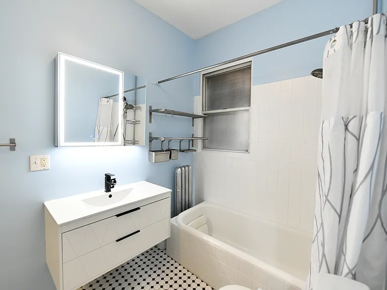 1260 W Pratt Blvd #2 — Photo 10