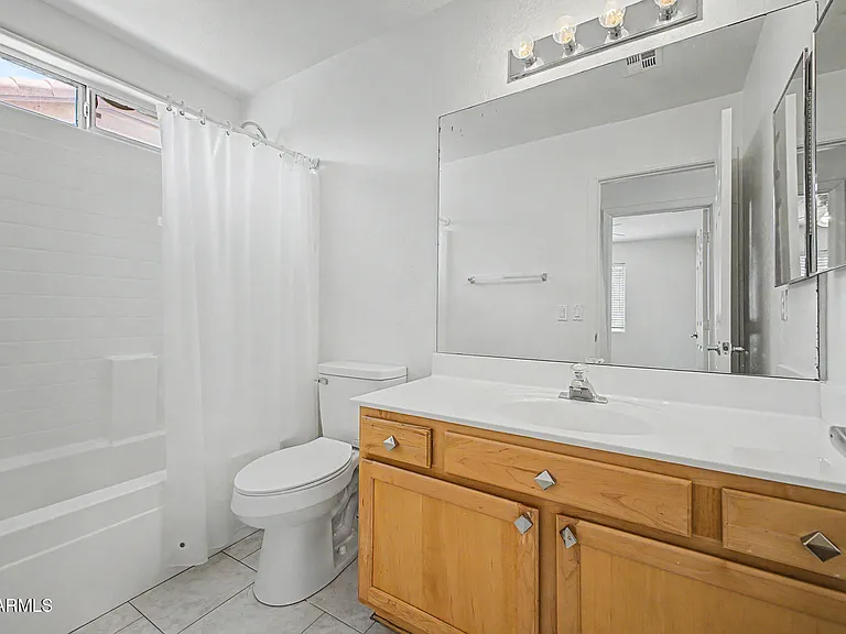28433 N 47th St — Photo 32