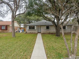 1435 Aylsbury Dr, San Antonio, TX 78216