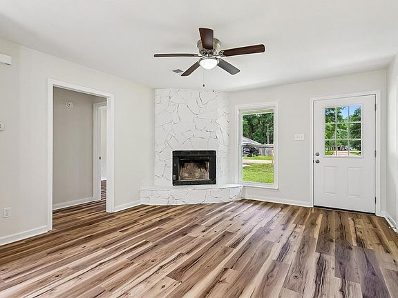 4th image of 26315 Sunrise Lake Dr