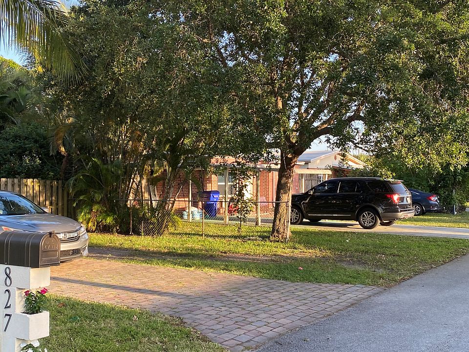 2nd image of 829 S 63rd Ave
