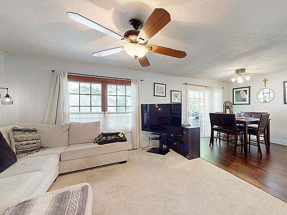 5th image of 6828 Devonshire Dr NE