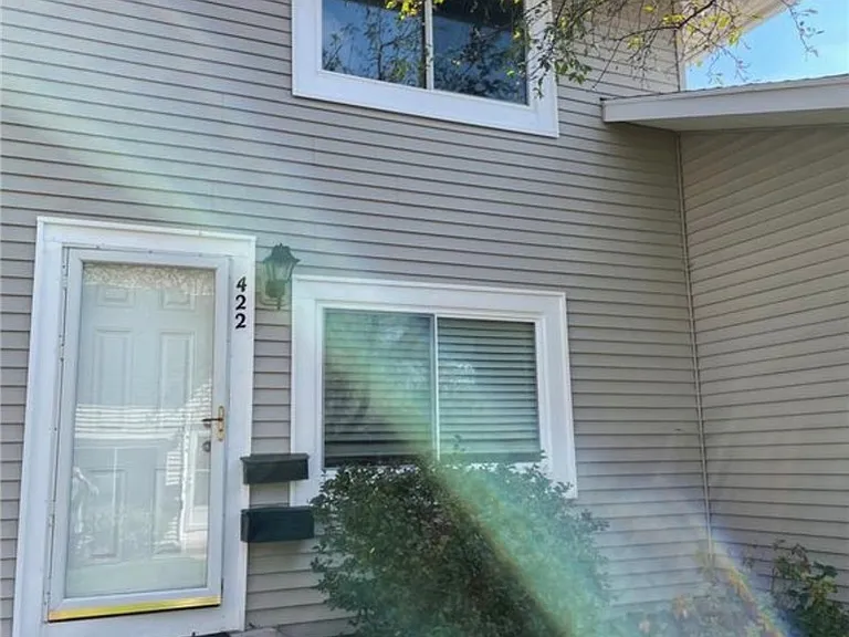 422 Eastbrooke Ln — Photo 1