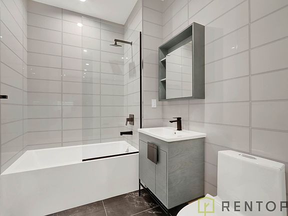 4th image of 2337 Bedford Ave #2N