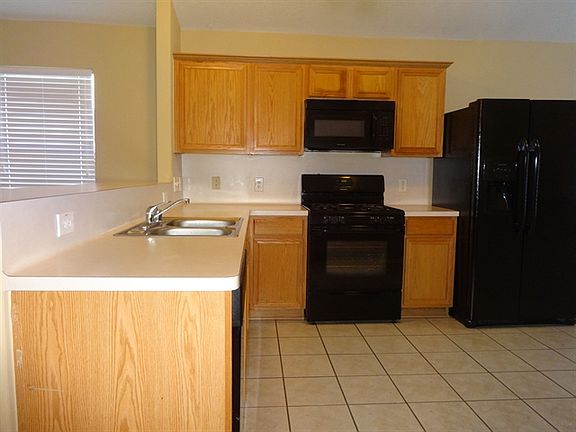 5th image of 6634 Stonecross Creek Ln