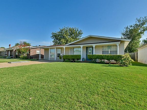 2nd image of 865 N Windermere Dr