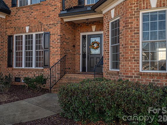 3rd image of 4009 Tall Timber Ct