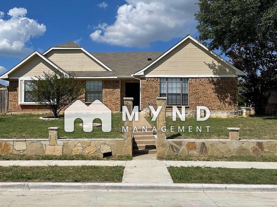 1st image of 1529 Autumn Breeze Ln