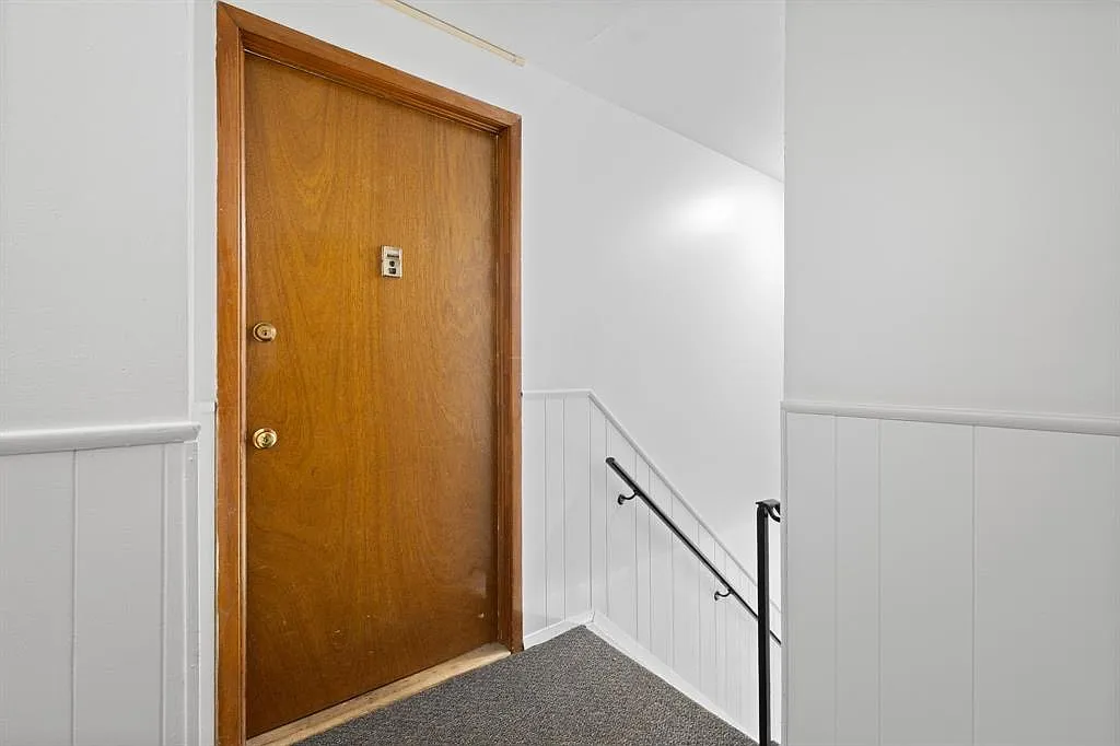 167 Sierra Vista Ln — Photo 3
