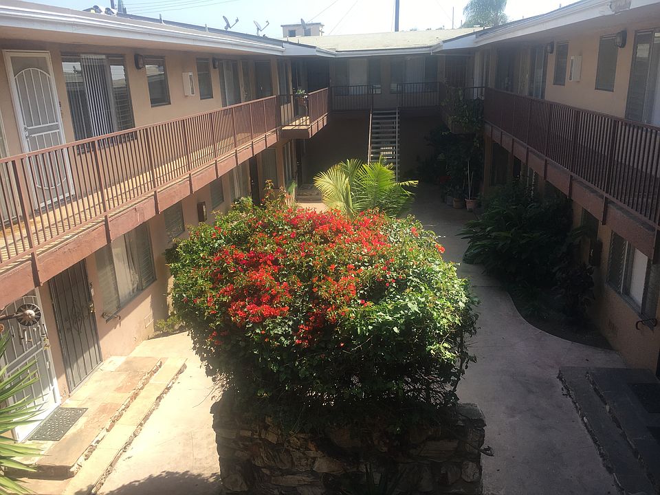 1st image of 640 Elm Ave APT 19