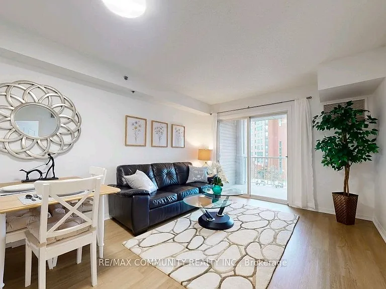 5225 Finch Ave E #423 — Photo 8