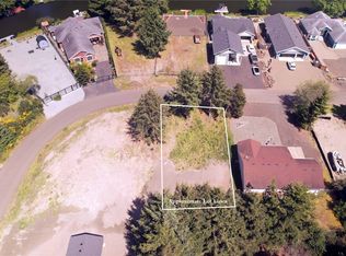 753 Island Dr SE, Ocean Shores, WA
