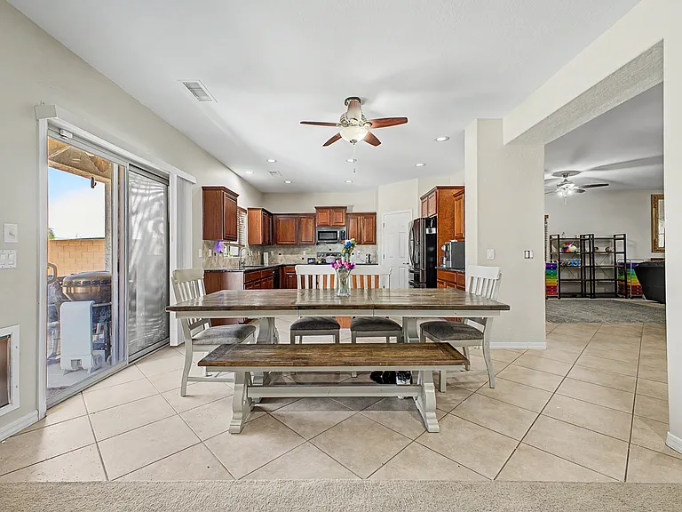 29752 W Amelia Ave — Photo 11