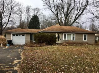 6708 Old New Cut Rd, Fairdale, KY 40118