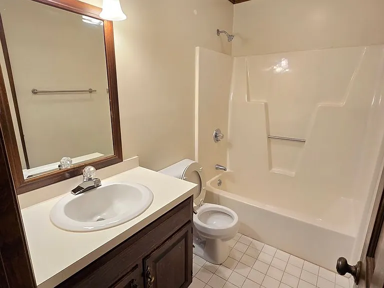 474 Lands End Rd — Photo 11