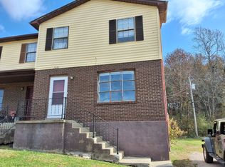 1221 Clear Ridge Ln, Radcliff, KY 40160