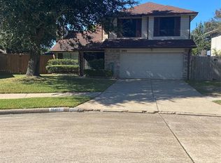 11411 Courtcliff Dr, Houston, TX 77066