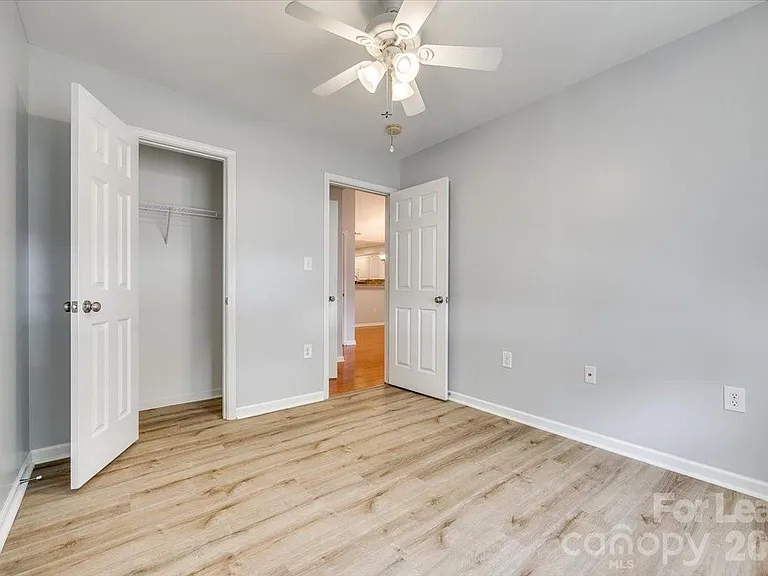 2052 Shady Pond Dr — Photo 20