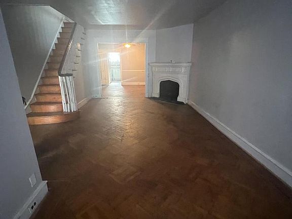3rd image of 5622 N Uber St